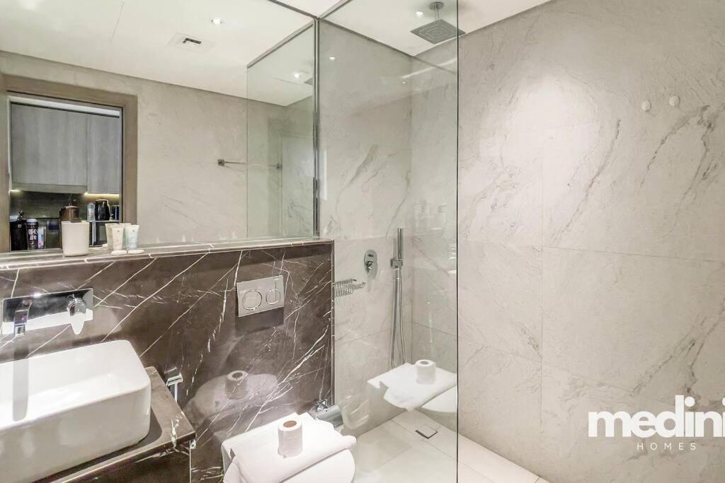 Oxford Boulevard - - Jvc Apartment